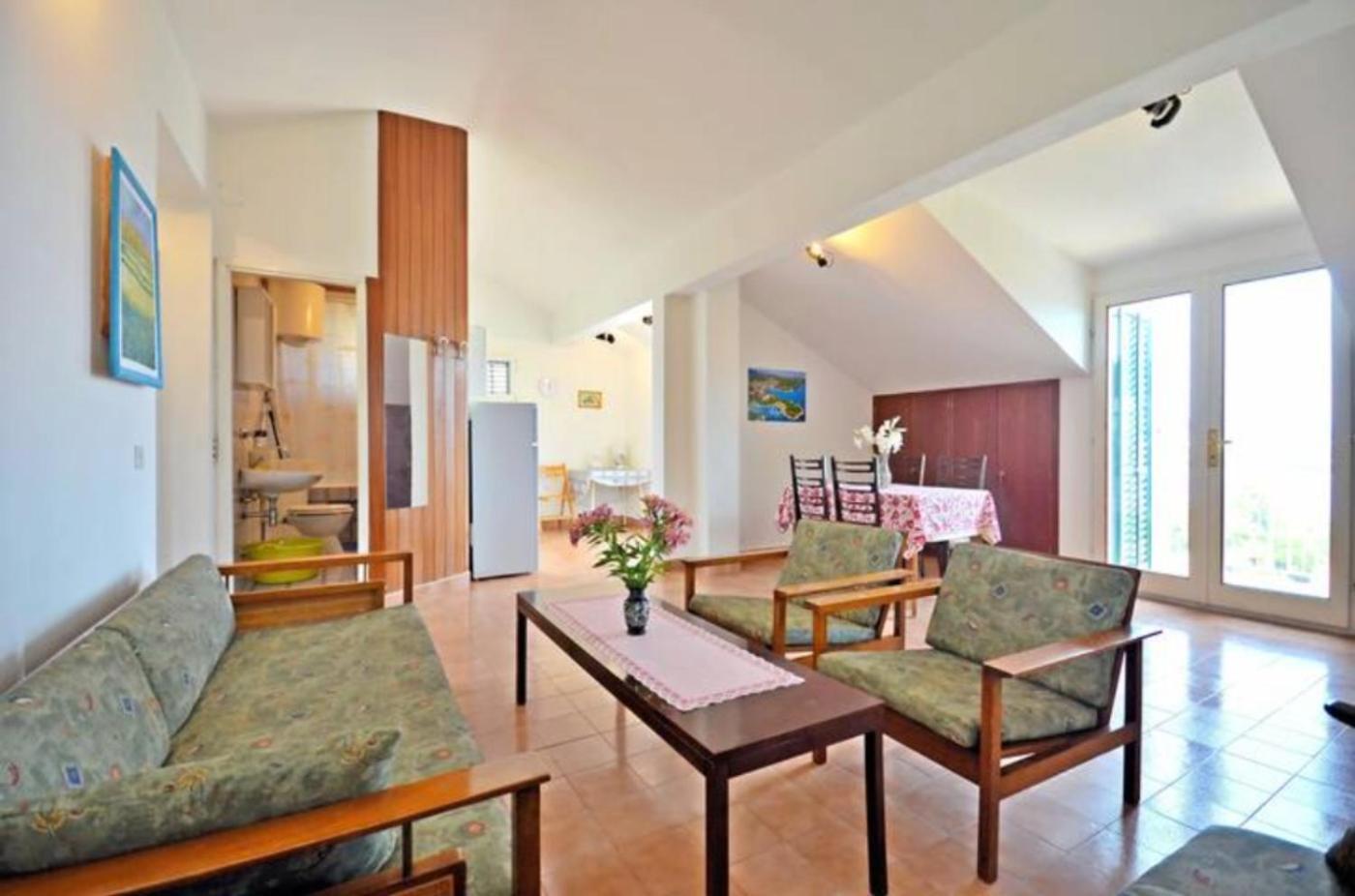 Apartment Bozikovic - Jelsa - Vitarnja Esterno foto