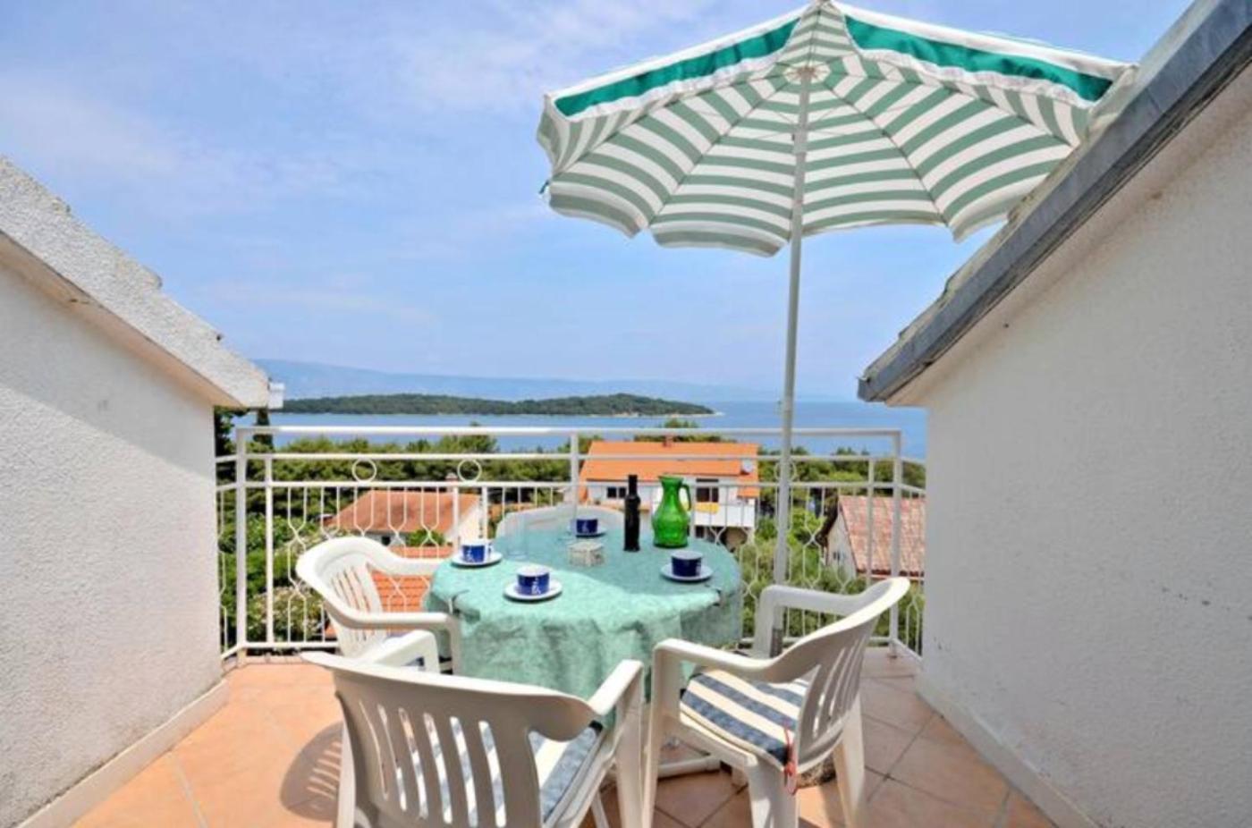 Apartment Bozikovic - Jelsa - Vitarnja Esterno foto